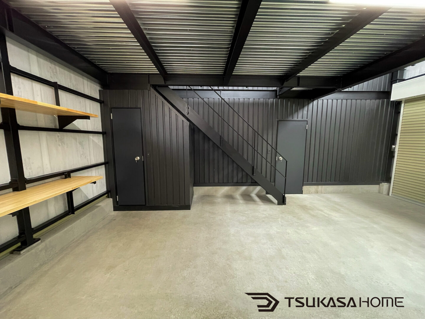 鉄骨店舗・倉庫スチール階段