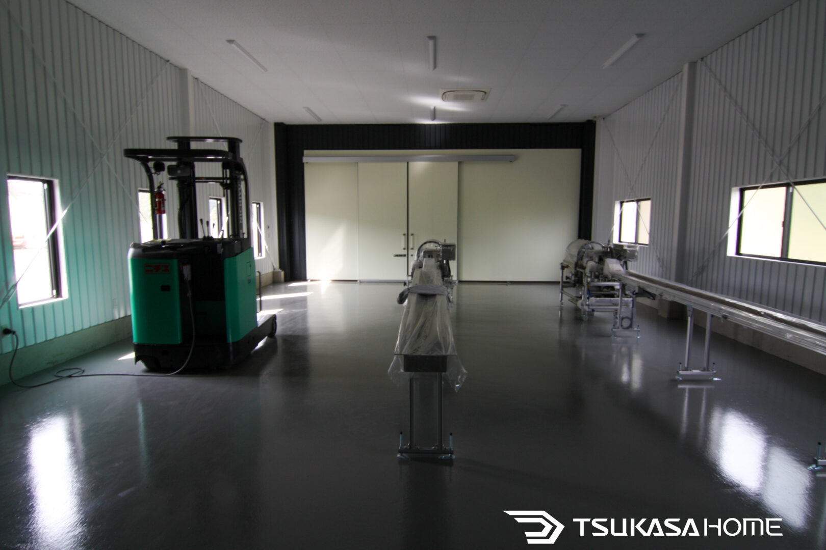 鉄骨倉庫の作業場内装｜茨城県小美玉市施工事例