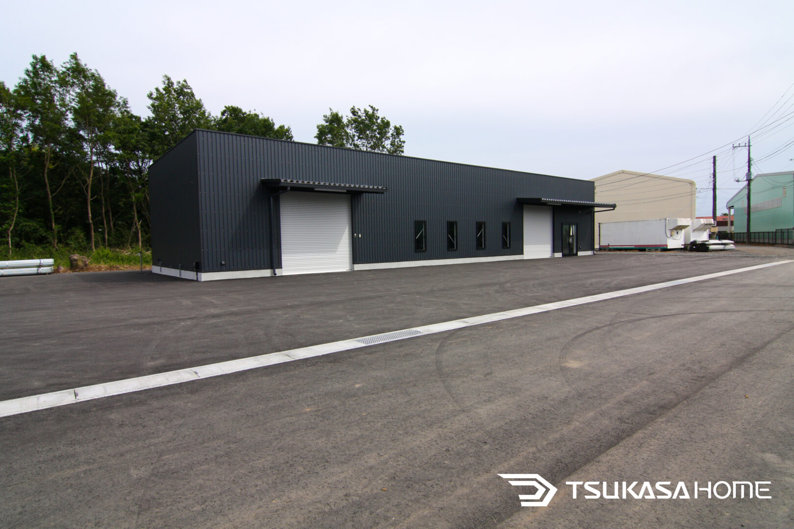 茨城県小美玉市のかっこいい鉄骨農業用倉庫・事務所｜外観全景