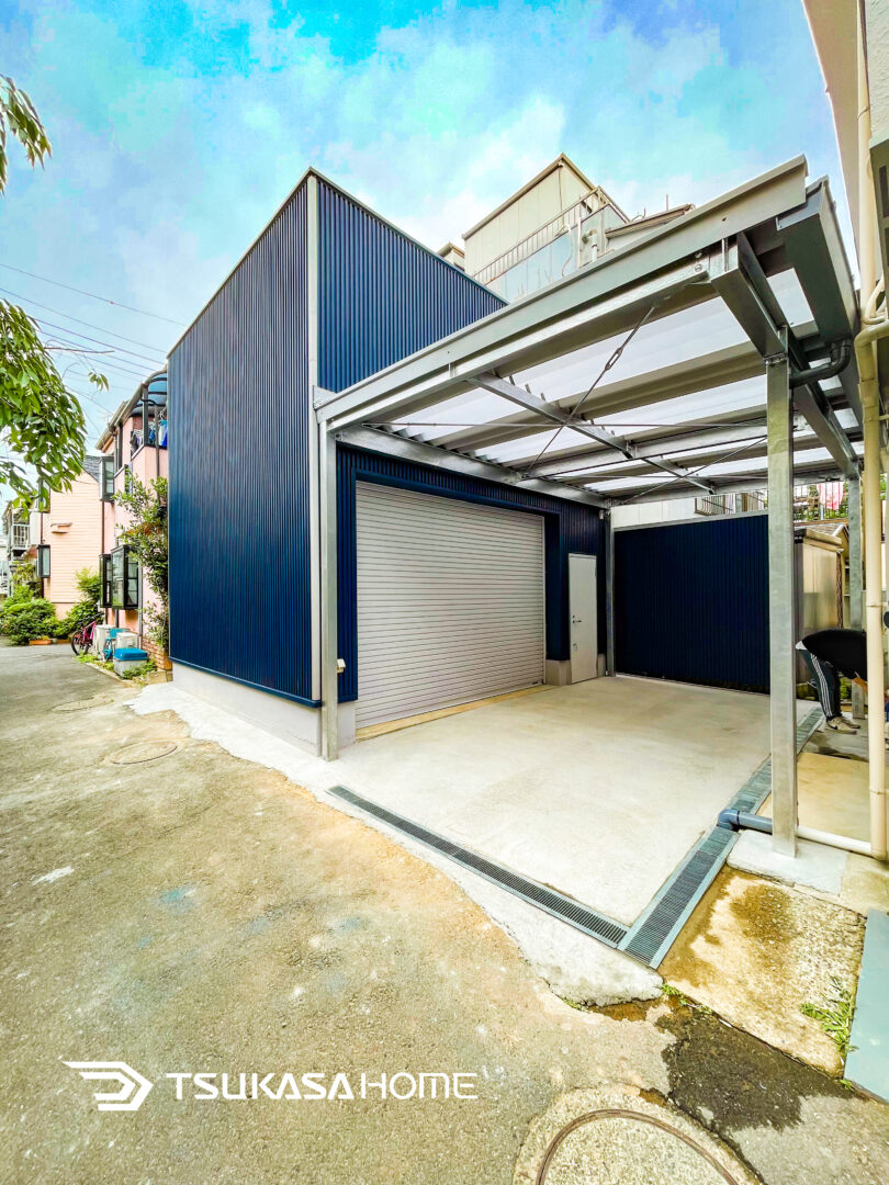 電動シャッター付きカスタムガレージ施工事例（豊島区）