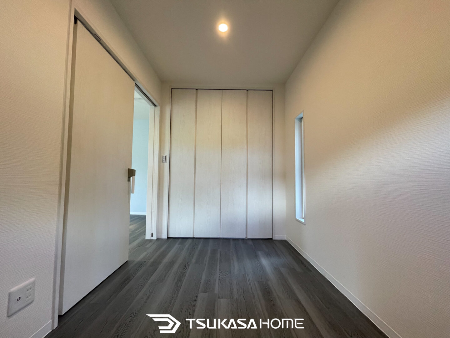 鉄骨車庫ガレージホビールーム寝室収納