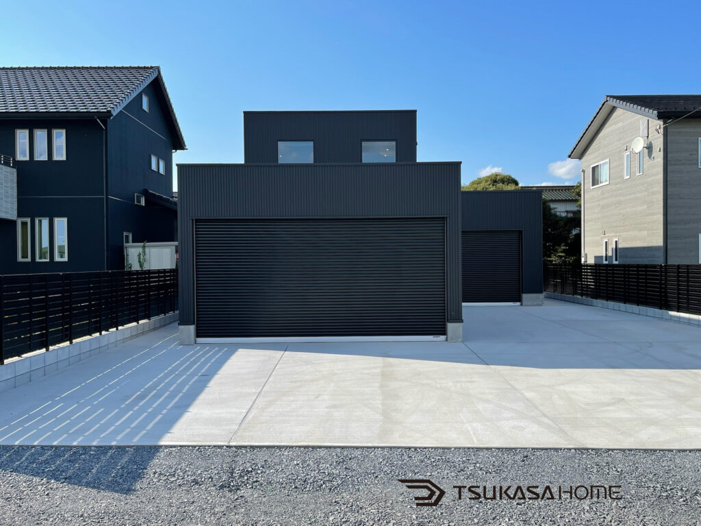 茨城県つくば市で建築した3台駐車の木造ガレージハウスの外観画像