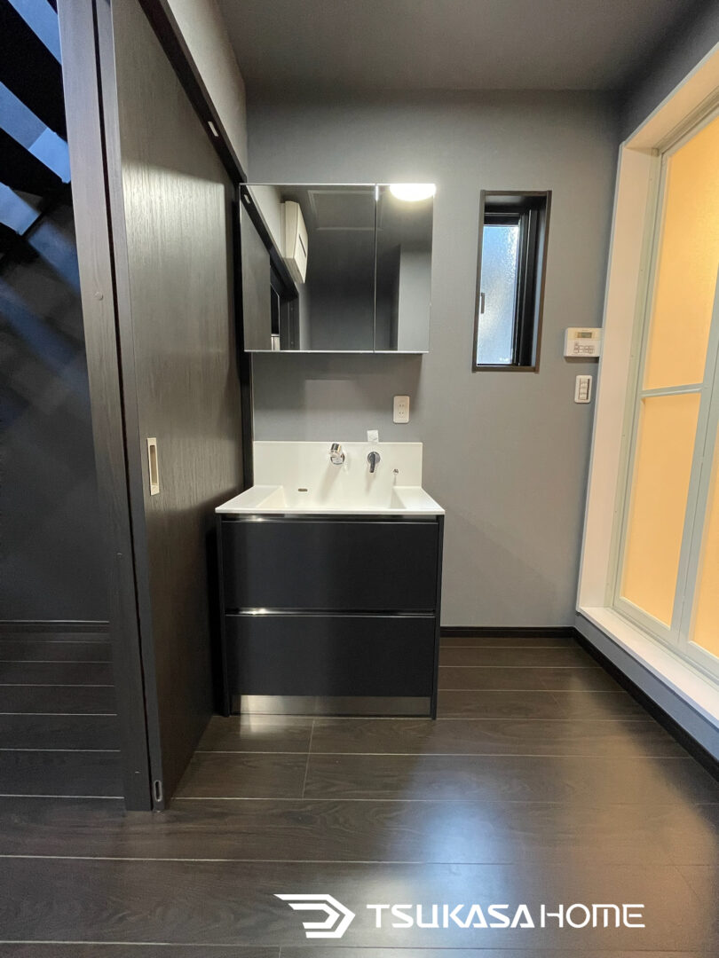 茨城県つくば市 一人暮らしガレージハウス 洗面室