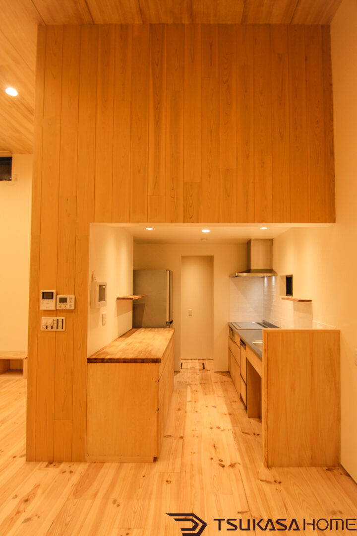 中庭に面した造作キッチンのある平屋 土浦 注文住宅