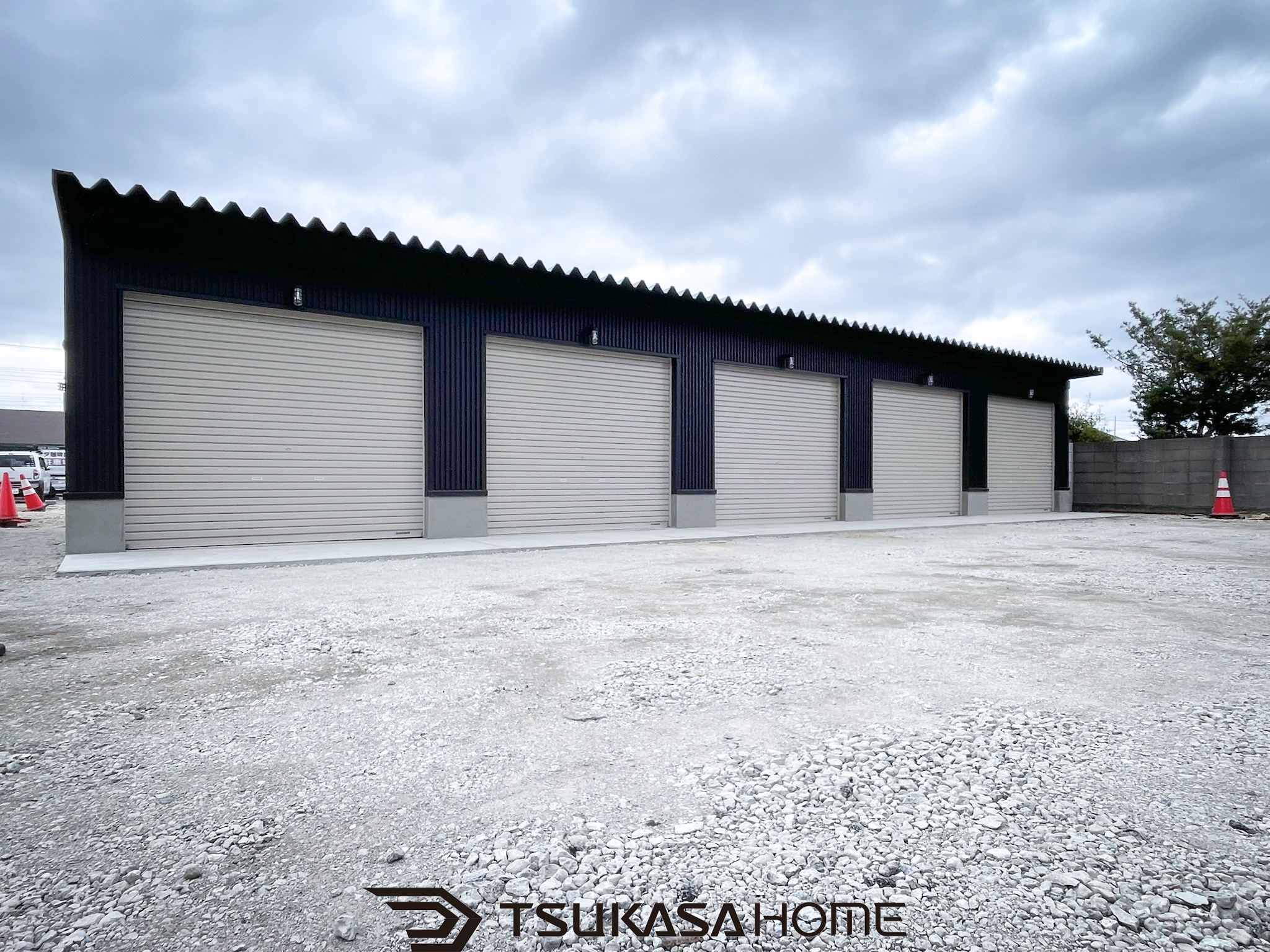 茨城県神栖市のかっこいいバイクガレージ外観画像