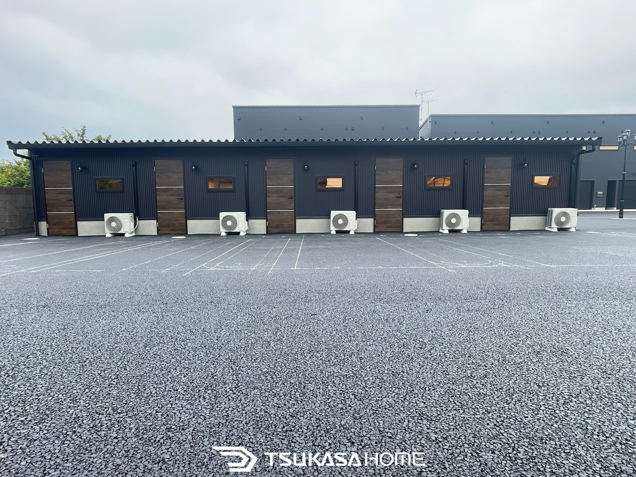 茨城県神栖市に施工したかっこいい大型バイクガレージ5台分