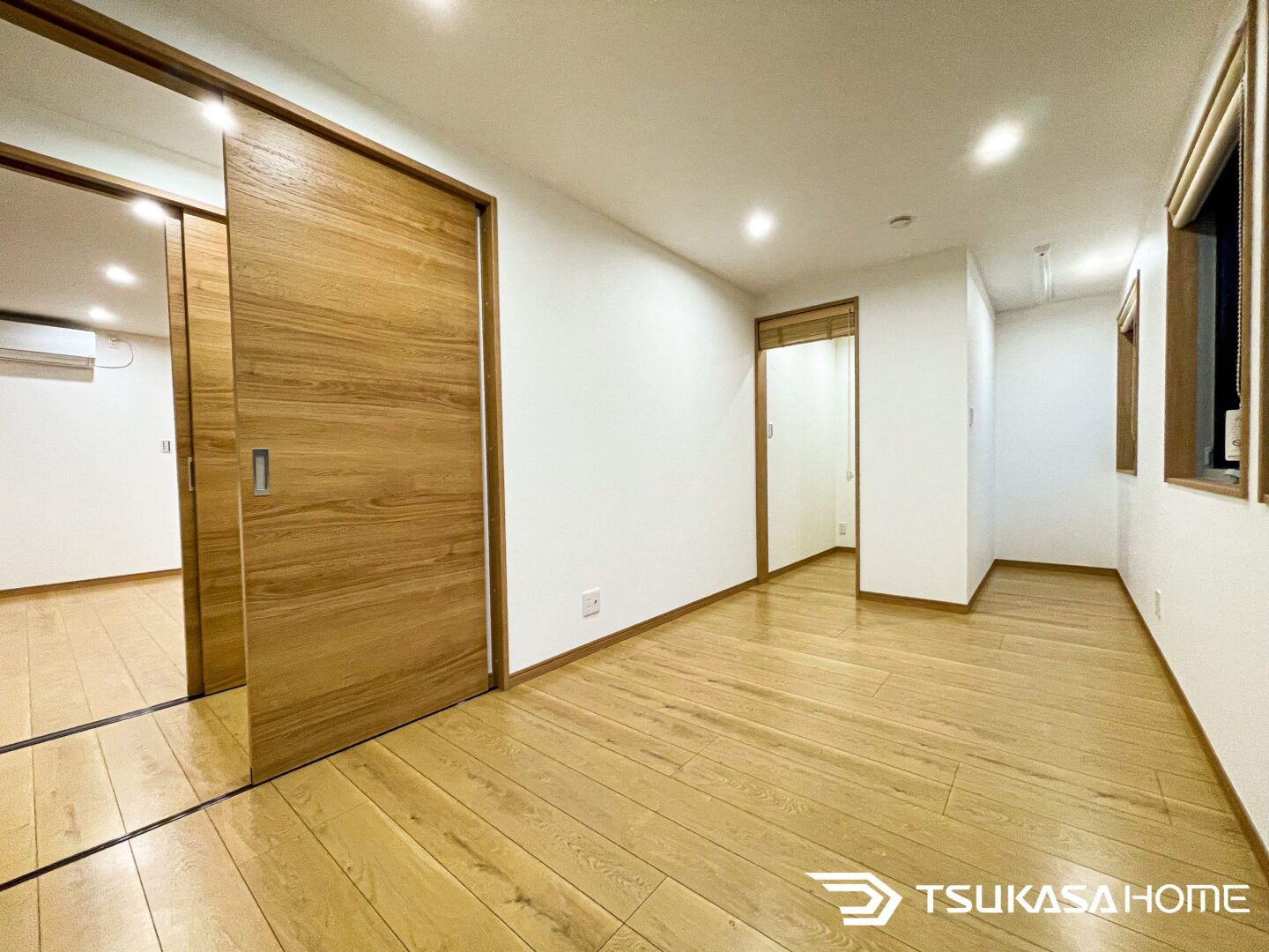 引き戸採用の寝室空間