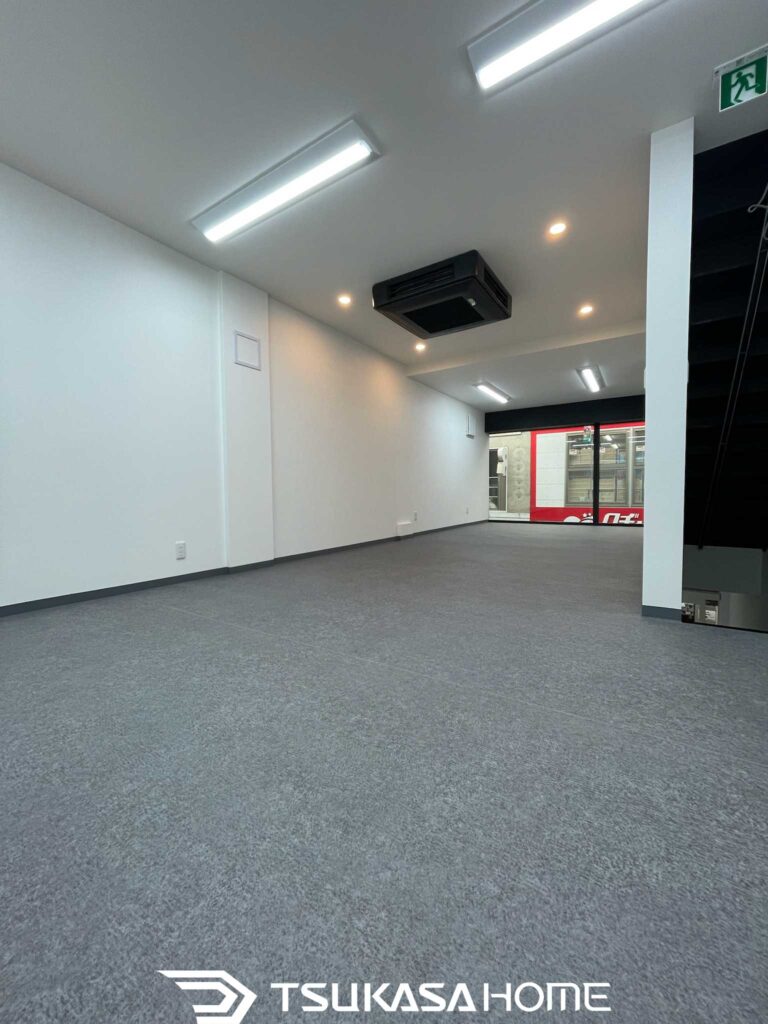 千葉 茨城 店舗内装 完成後 吉祥寺 店内 奥から入口