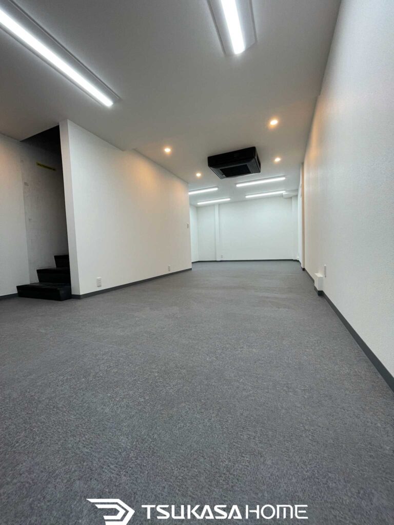 千葉 茨城 店舗内装 施工事例 吉祥寺 1階 階段周り 内観